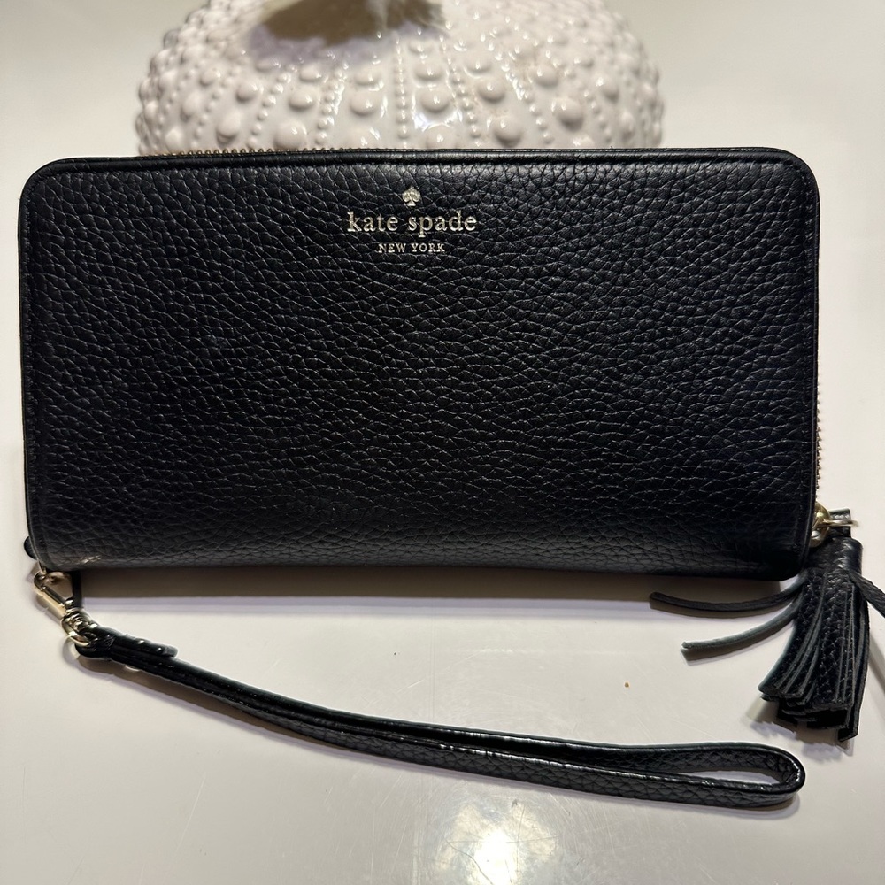 Kate Spade Checkbook Wallet Wristlet Black Leather